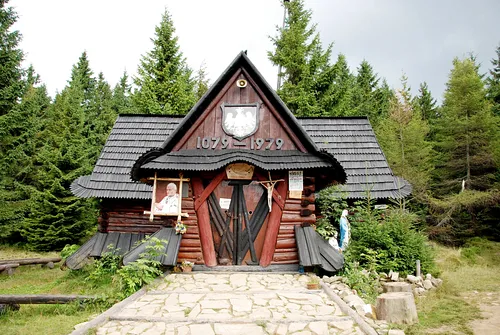 Kaplica Matki Boskiej Królowej Gorców