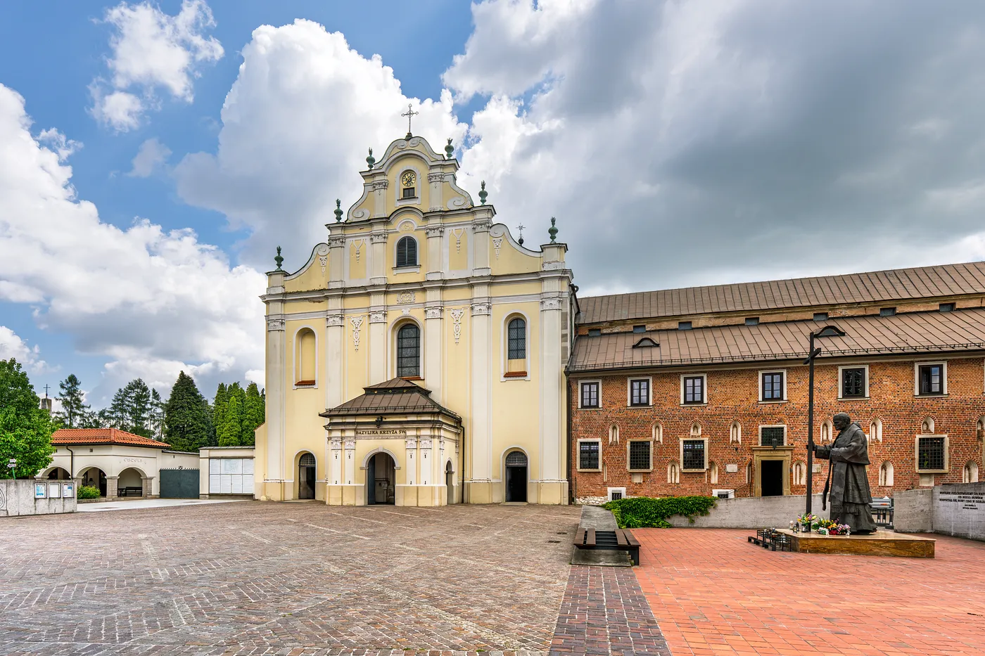 Opactwo Cystersów w Mogile